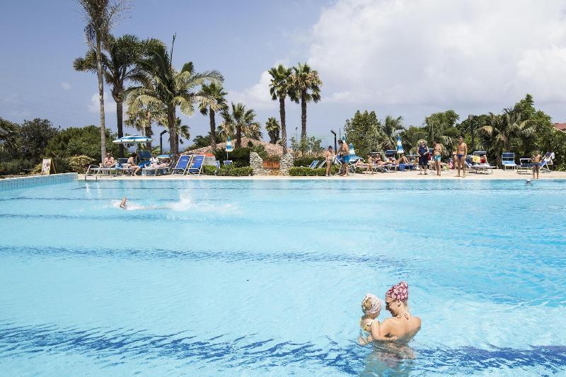 Hotel Calabrisella Calabria Eksteriør bilde